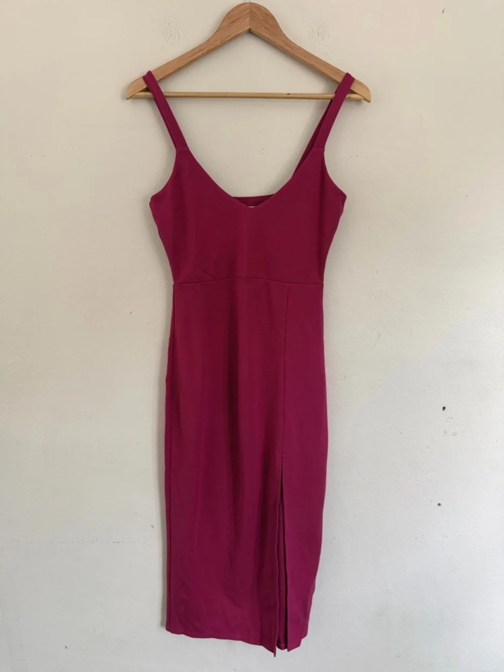 Lovers and Friends Lucie Midi Dress in Fuchsia Pink Side Slit Size Small - Picture 3 of 8